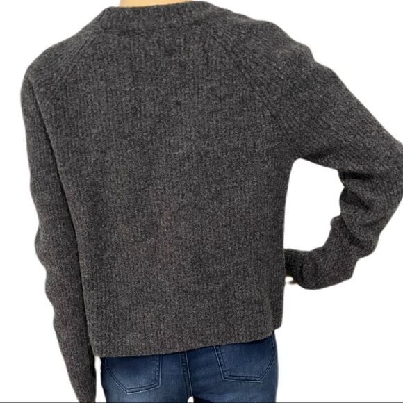 Banana Republic Cozy Wool Blend Sweater - Picture 6 of 9